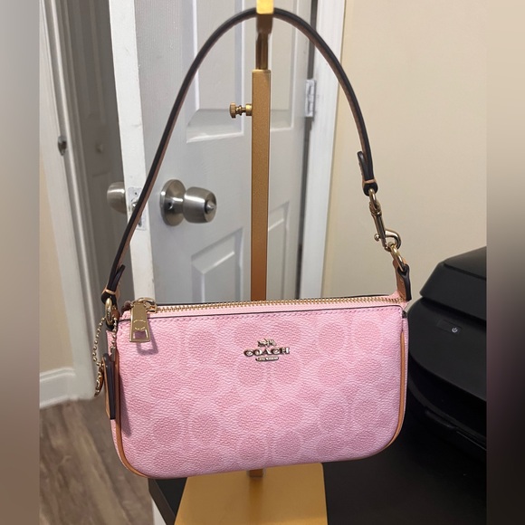 NWT Coach Nolita 19 Powder PINK shoulder bag - Picture 2 of 4